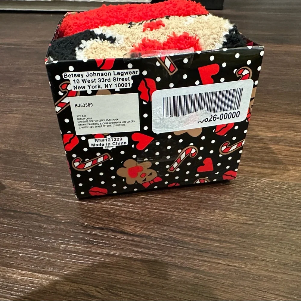 New in box!‎ Betsey Johnson Cozy Crew Plush Socks-3 Pack